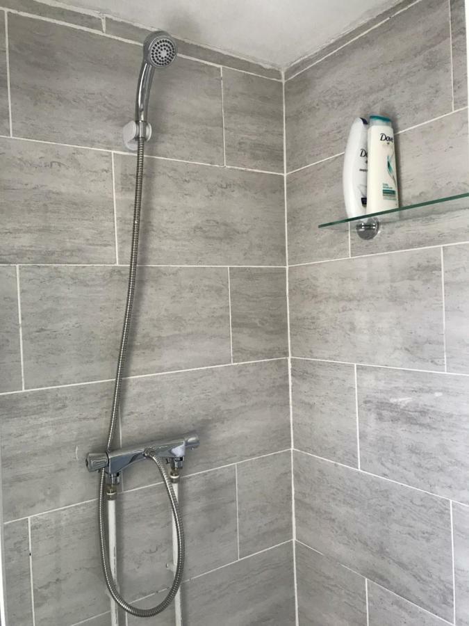 Studio Apartment 雷纳姆 外观 照片